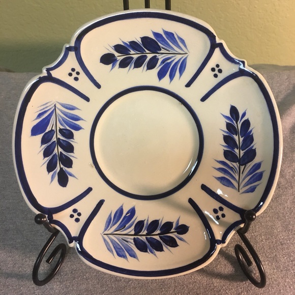 Vintage Quimper Pottery Cup & Saucer Set - Picture 2 of 16